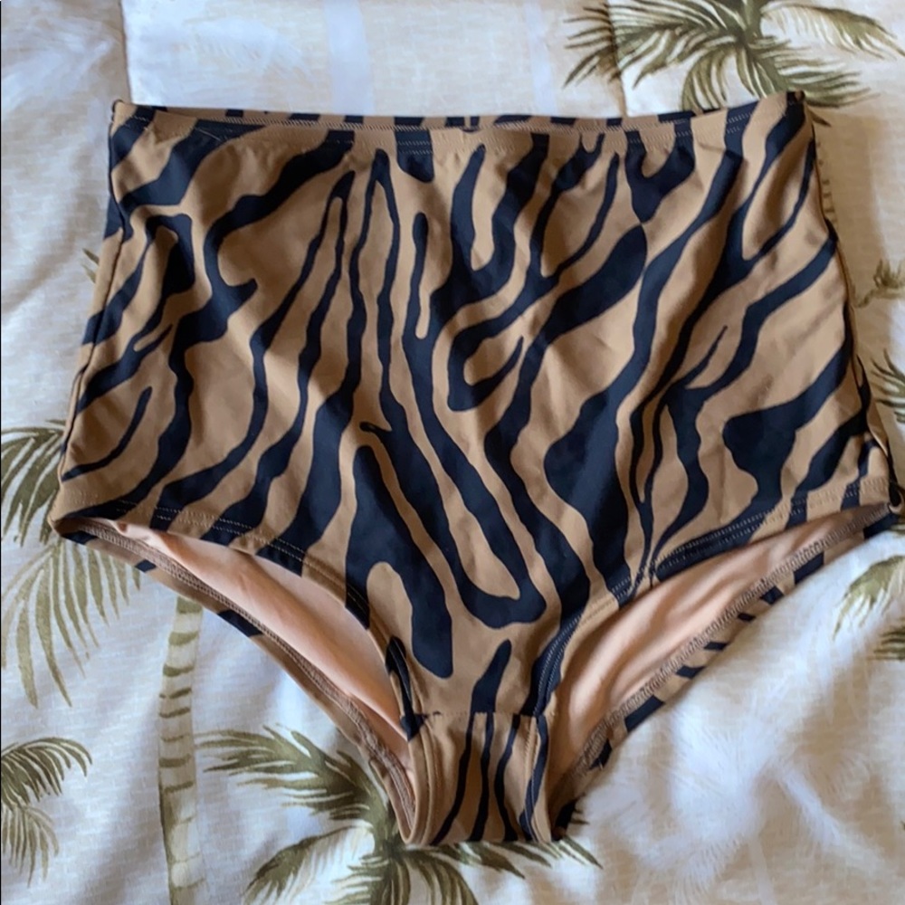 JCREW HIGH WAIST BIKINI BOTTOM TIGER STRIPE
